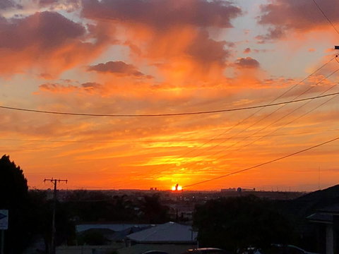 Blissful Beachfront Beachouse - Darwin Holiday 3