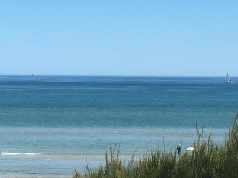 Blissful Beachfront Beachouse - Darwin Holiday 19