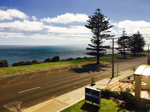 Kangaroo Island Seafront - Darwin Holiday 21