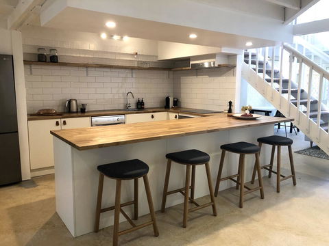 The Loft - Beautiful Central Barossa Apartment - Darwin Holiday 5