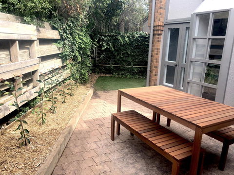 The Loft - Beautiful Central Barossa Apartment - Darwin Holiday 14