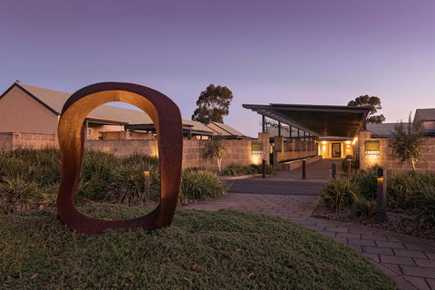 The Louise - Darwin Holiday 26