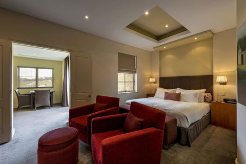 The Louise - Darwin Holiday 18