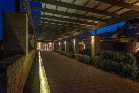 The Louise - Darwin Holiday 27