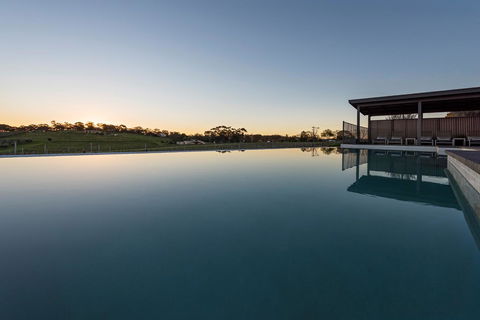 The Louise - Darwin Holiday 43