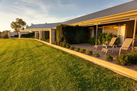 The Louise - Darwin Holiday 7