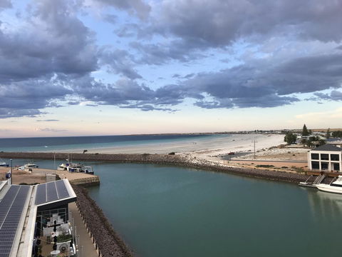 Ocean View Luxury Apartment & Suite - Darwin Holiday 2