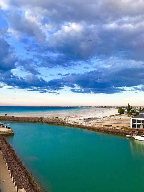 Ocean View Luxury Apartment & Suite - Darwin Holiday 0