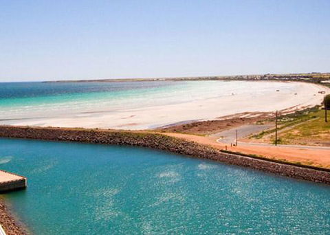 Wallaroo Marina Waterfront Luxe Apartment - Darwin Holiday 23
