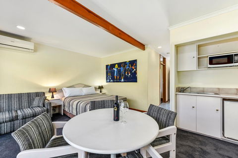 William Macintosh Motor Lodge - Darwin Holiday 18