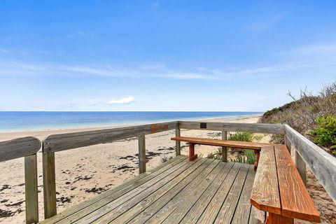 'The Hidden Diamond' - Normanville - Darwin Holiday 1