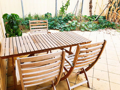 Beautiful Garden House - Darwin Holiday 22