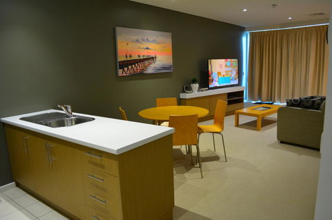 Wallaroo Marina Luxury Apartment - Darwin Holiday 7