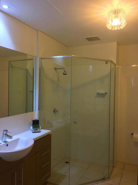 Wallaroo Marina Luxury Apartment - Darwin Holiday 11