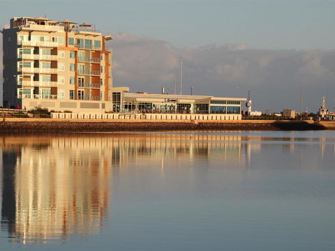 Wallaroo Marina Luxury Apartment - Darwin Holiday 3