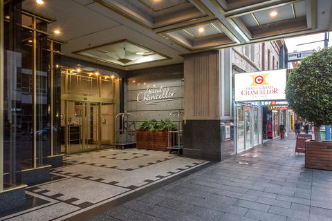 Hotel Grand Chancellor Adelaide - Darwin Holiday 0