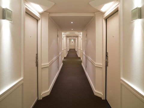 Hotel Grand Chancellor Adelaide - Darwin Holiday 32