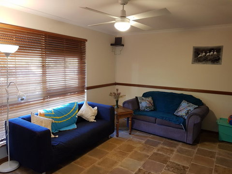 Frog Song At Willunga - Darwin Holiday 6