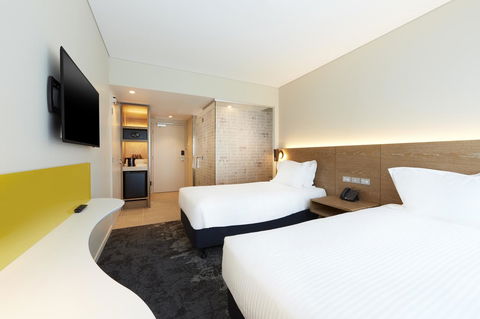 Holiday Inn Express Adelaide City Centre, An IHG Hotel - Darwin Holiday 5