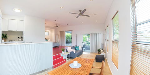 S T U D I O 22 Peaceful Retreat With Garden Views - Darwin Holiday 1