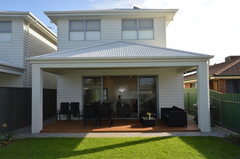 Eastern Breeze - Darwin Holiday 13