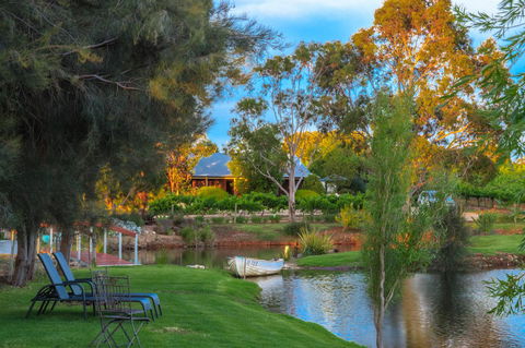 Stonewell Cottages And Vineyards - Darwin Holiday 16