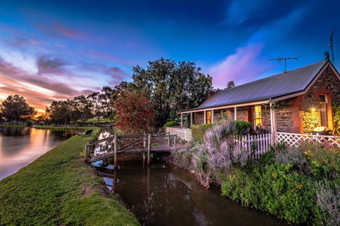 Stonewell Cottages And Vineyards - Darwin Holiday 39