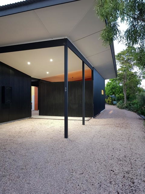 Sinclair Eco House - Darwin Holiday 2