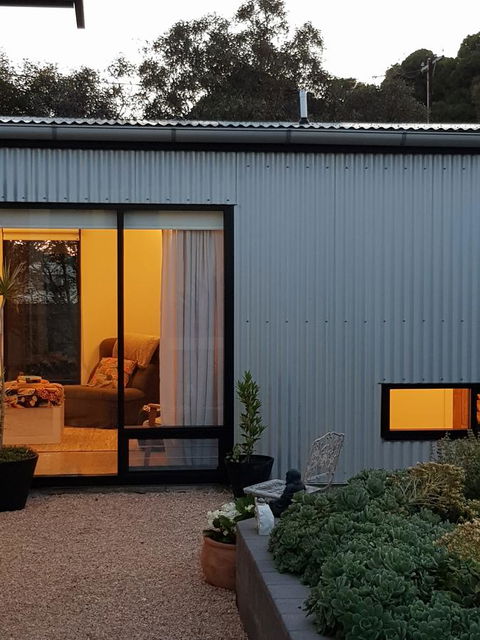 Sinclair Eco House - Darwin Holiday 13