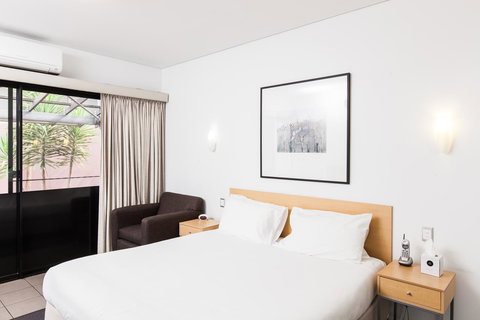 Majestic Oasis Apartments - Darwin Holiday 30