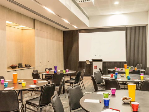 Ibis Adelaide - Darwin Holiday 35