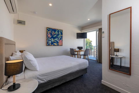 Bay 10 - Suites And Apartments - Darwin Holiday 13