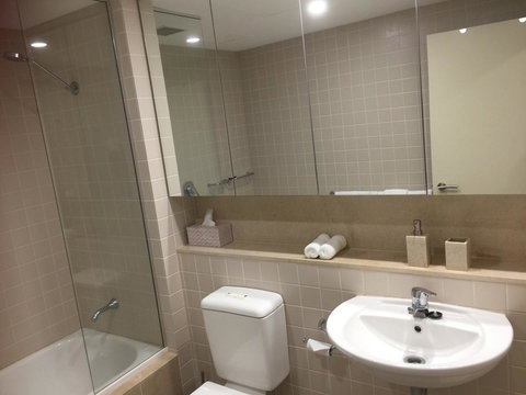 Luxury Beachside Accomodation - Darwin Holiday 7