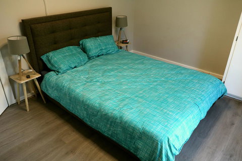 The Purple Door On Seaview - Darwin Holiday 13