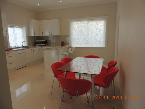 Glenelg - Marina Retreat - Darwin Holiday 13