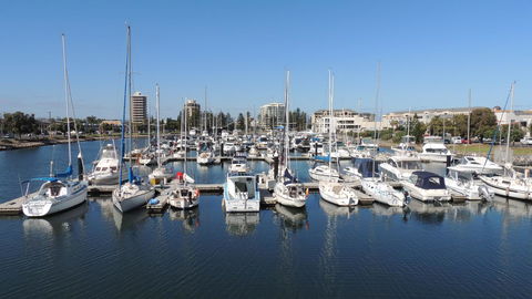 Glenelg - Marina Retreat - Darwin Holiday 0