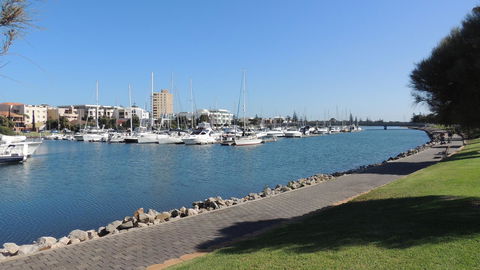 Glenelg - Marina Retreat - Darwin Holiday 2
