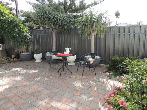Glenelg - Marina Retreat - Darwin Holiday 34