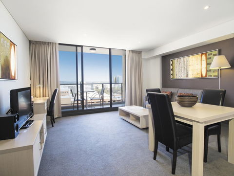 Oaks Adelaide Horizons Suites - Darwin Holiday 3