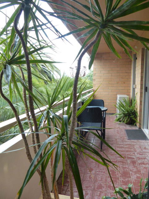 Monaco Court Apartment Adelaide - Darwin Holiday 13