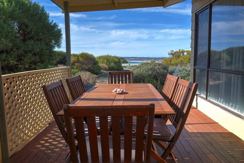 Emu Bay Holiday Homes - Darwin Holiday 6