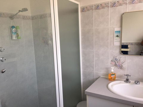 Emu Bay Holiday Homes - Darwin Holiday 35
