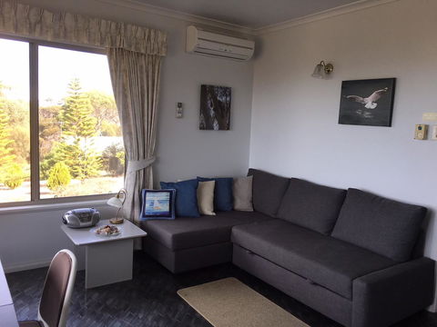 Emu Bay Holiday Homes - Darwin Holiday 37