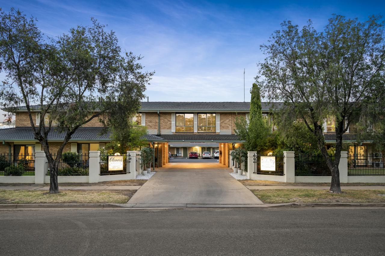 Wagga Wagga NSW Darwin Holiday