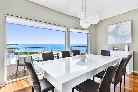 Aloha Waterfront Properties - Darwin Holiday 11