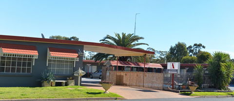 Ardeanal Motel - Darwin Holiday 2