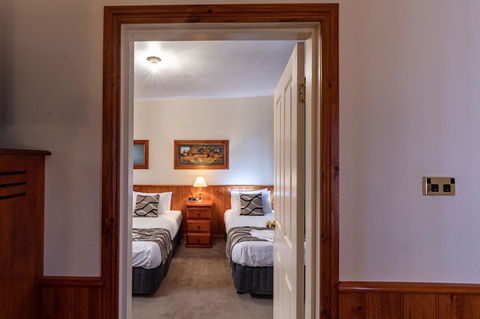 Astor Inn - Darwin Holiday 12
