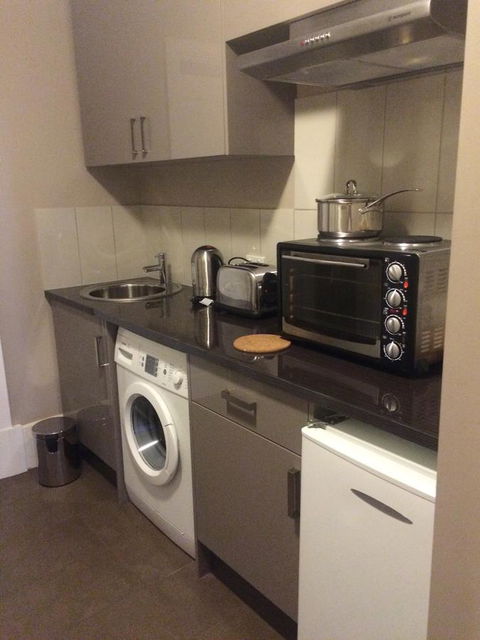 Penzance Cottage Glenelg - Darwin Holiday 3