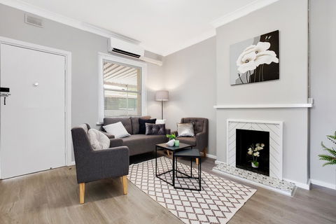 Cute And Cosy - Events, Workers, Getaways - Darwin Holiday 6