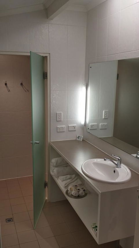 McLaren Vale Motel & Apartments - Darwin Holiday 37